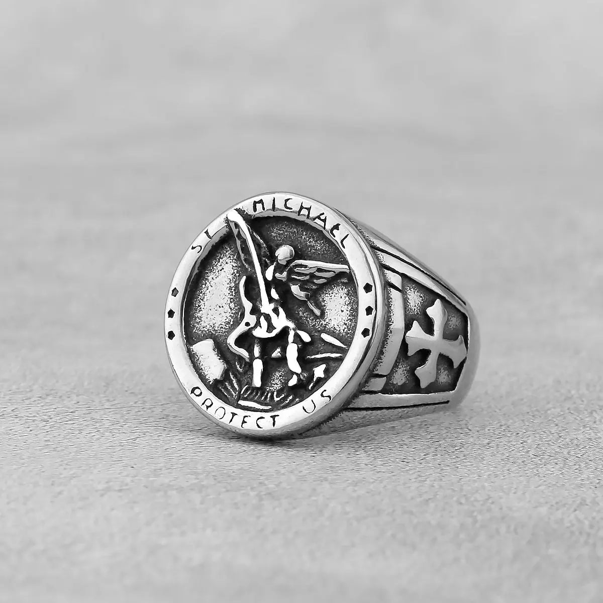Amulet Statement Ring